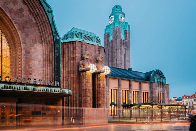 https://funnysparrow880.blogspot.com/2022/08/inside-most-beautiful-train-stations-in.html