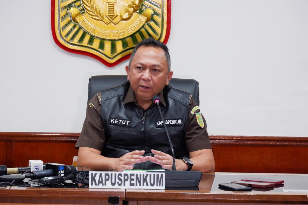 Kejaksaan Agung Mendalami Kasus Penjualan Emas Surabaya: 4 Saksi Diperiksa