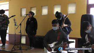 Banda de rock del Liceo Politécnico de #Lautaro tubo su debut hoy en el establecimiento educacional y tendrá una segunda presentación en la Teletón