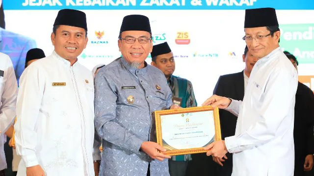 Pemko Padang Dianugerahi Penghargaan Kolaborator Peran Pemda Terbaik Mendukung Pelaksanaan Program Zakat dan Wakaf