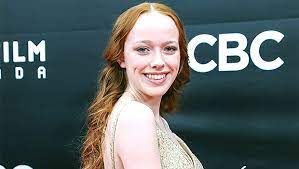 Amybeth Mcnulty Mother Died From Cancer - More On Her Parents & Family