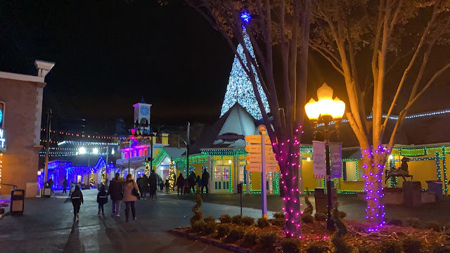 Lake Compounce Christmas Decorations Holiday Lights