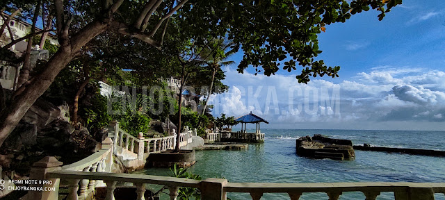 kolam renang tanjung pesona