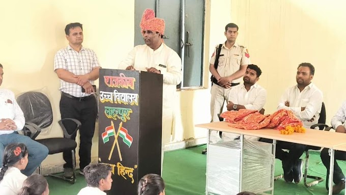 विधायक जगदीश नायर ने शनिवार को गांव लिखी व लहरपुर के राजकीय उच्च विद्यालयों को राजकीय वरिष्ठ माध्यमिक विद्यालय का दर्जा देने की घोषणा की है। 