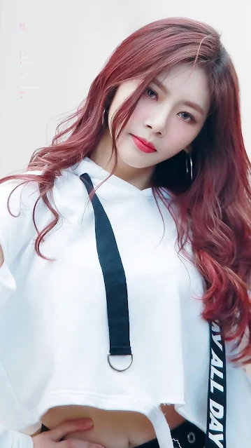 JiU (지유) Leader, Sub Vocalist, Lead Dancer, Visual, Center