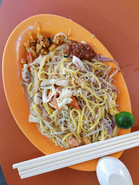 Blue_Star_Fried_Hokkien_Mee_Hainanese_Village_Hougang_藍星馳名福建面