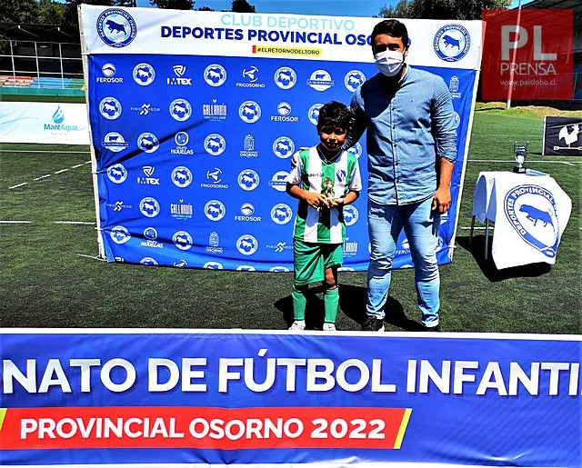 Yeickob Chacón de Paillaco Atlético, mejor jugador del torneo