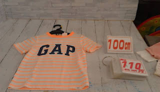 中古品　子供服　１００ｃｍ　ＧＡＰ　ボーダー　半袖Ｔシャツ　１１０円