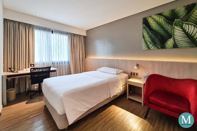 Deluxe Room at Park Inn by Radisson North EDSA