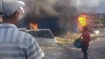Diduga Gas Bocor, Rumah dan Warung di Kampung Suren Desa Sukajaya Terbakar, Simak