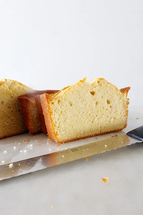 slices of easy pound cake