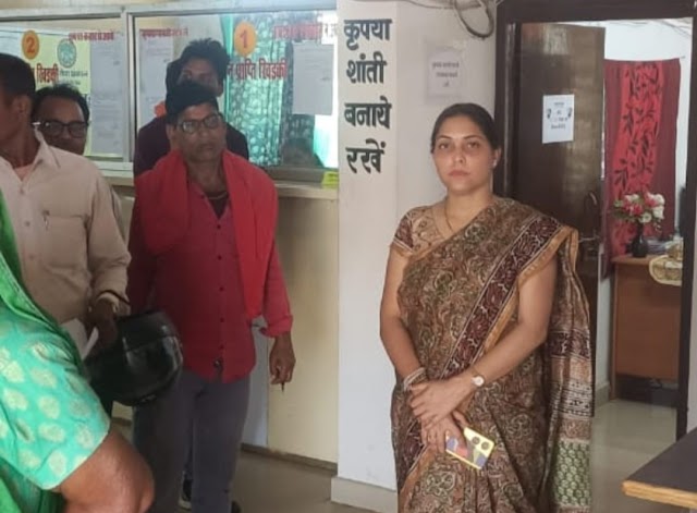 जिला प्रबंधक लोक सेवा केंद्र अनूपपुर ने किया जैतहरी, पुष्पराजगढ़,अनूपपुर,कोतमा केन्द्र का औचक निरीक्षण