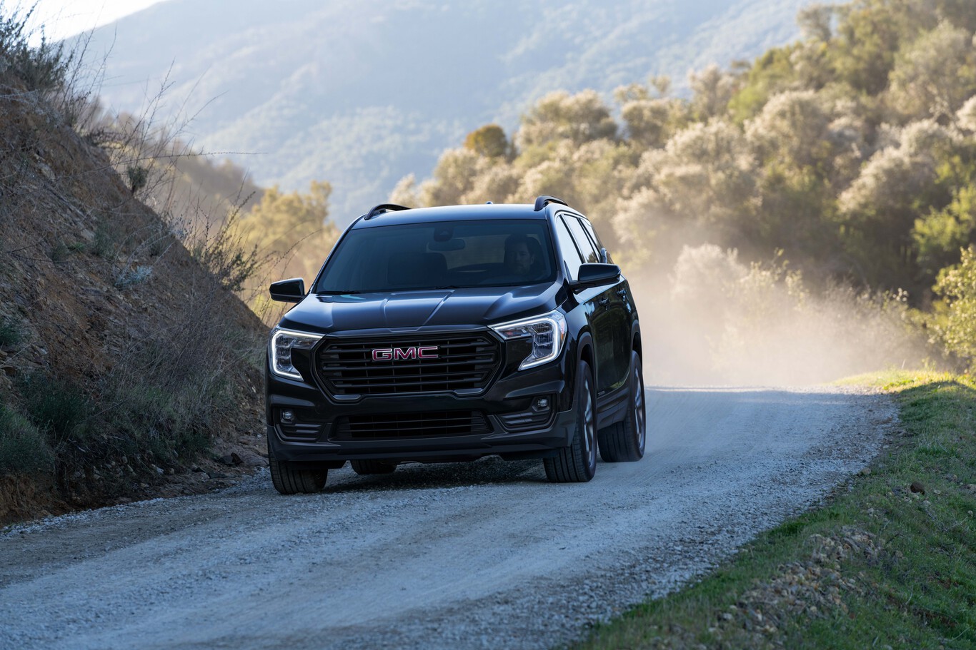 GMC Terrain 2022 llega a México renovada y con nuevas versiones