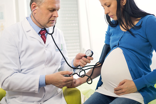 Exame de sangue pode ajudar a prever uma complicação fatal na gravidez