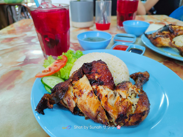 Eh, Sedapnya Nasi Ayam Kee Chup, Johor Bahru!