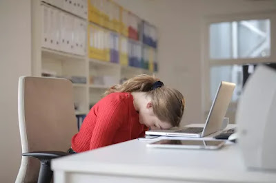 cara mengatasi kantuk di tempat kerja