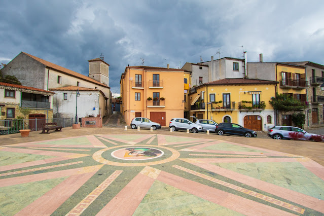 Satriano di Lucania-Piazza Garibaldi