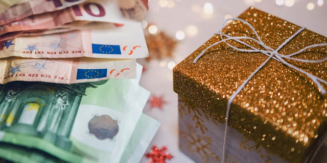 Κοινωνικό μέρισμα: Ποιοι θα πάρουν χριστουγεννιάτικο μποναμά 250 ευρώ τις επόμενες ημέρες