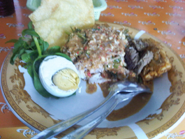 Warung Jowo Pekanbaru, Pecel dan Rawon Terlezat Se Riau