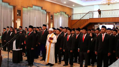 Lantik 120 Anggota PPK, Ketua KPU Kabupaten Pasuruan: Jangan Santai-santai