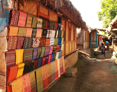 Sukarara Hand Weaving Village