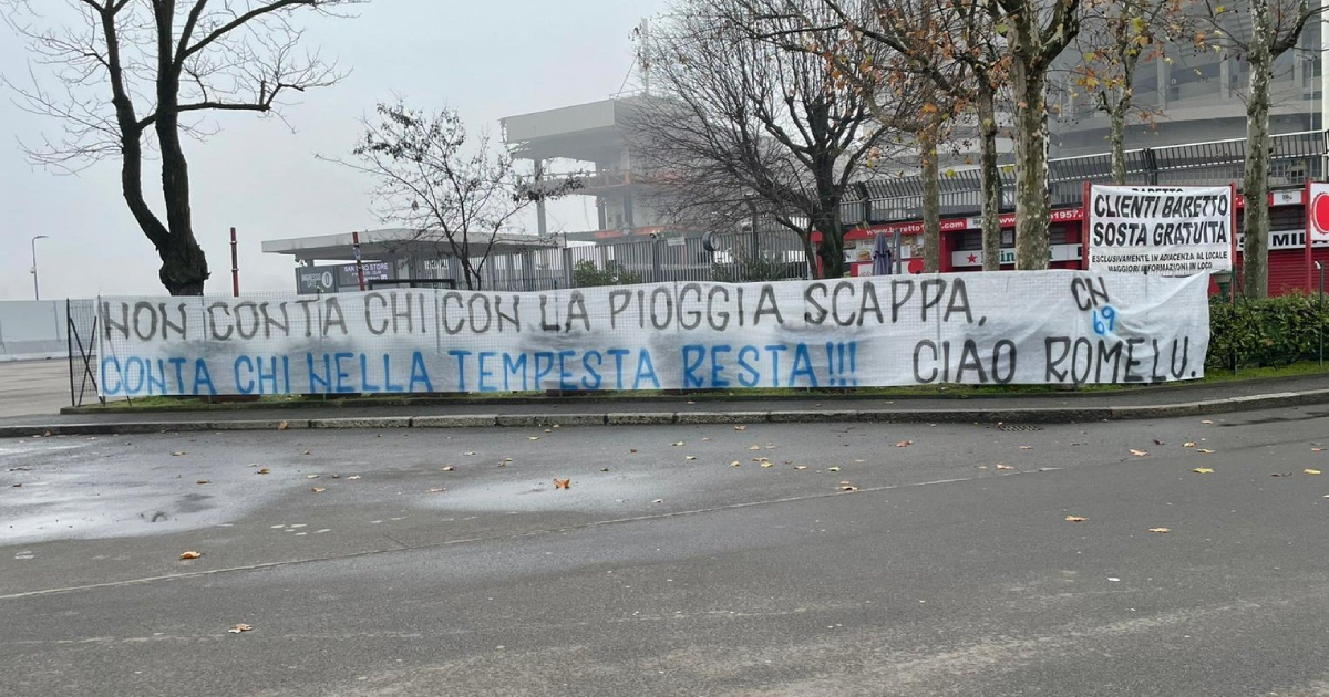 Inter Milan fans unveil new harsh banner after Romelu Lukaku's controversial Chelsea interview