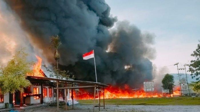 Situasi Memanas! Jelang PSU Pilkada Yalimo Papua, Sekelompok Orang Bakar Rumah Warga