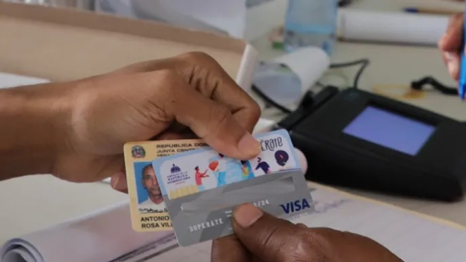 Apresan a tres con 210 tarjetas clonadas del programa Supérate