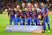 F. C. BARCELONA - Barcelona, España - Mascherano, Cillesen, Mathieu, Rakitic y Busquets; Arda Turan, Denis Suárez, Paco Alcácer, Aleix Vidal, Digne y Neymar - F. C. BARCELONA 1 (Mathieu) DEPORTIVO ALAVÉS 2 (Deyverson, Ibai Gómez) - 10/09/2016 - Liga de 1ª División, jornada 3 - Barcelona, Nou Camp