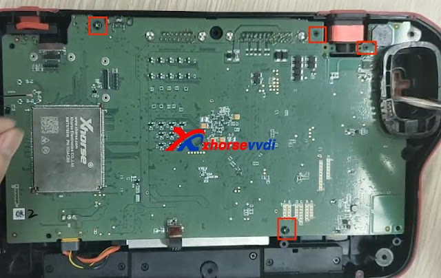 How to disassemble Xhorse VVDI Key Tool Plus 04