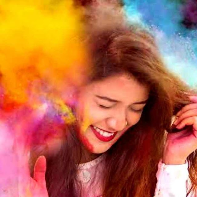 होली में रोमांटिक शायरी Holi Ki Romantic Shayari In Hindi होली की रोमांटिक शायरी