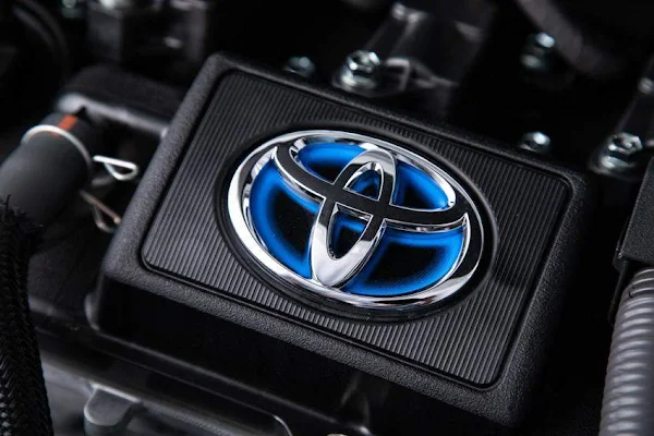 Toyota já vendeu 25 mil Corolla e Corolla Cross híbridos flex