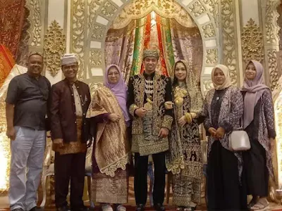 Dzikri dan Dzaki Lepas Masa Lajang, Dirut PAM Tigo Payakumbuh Baralek Gadang di Kuranji, Dihadiri Plt Gubernur Sumbar