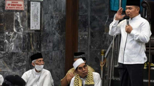 Berdoa Pakai Bahasa Indonesia, Dudung Bilang Tuhan Kita Bukan Orang Arab