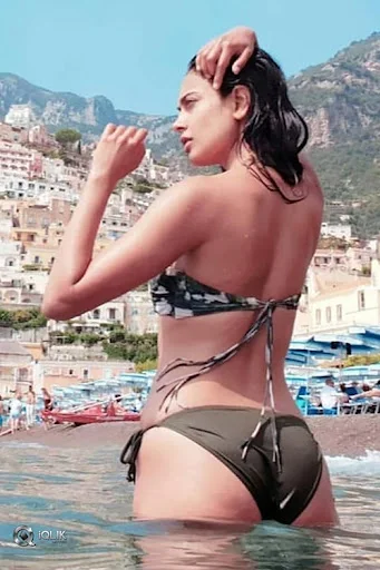 Sarah Jane Dias bikini hot actress tandav