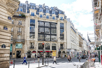 Paris : 97-99 rue Réaumur, modernité timide et programme décoratif éclectique - IIème