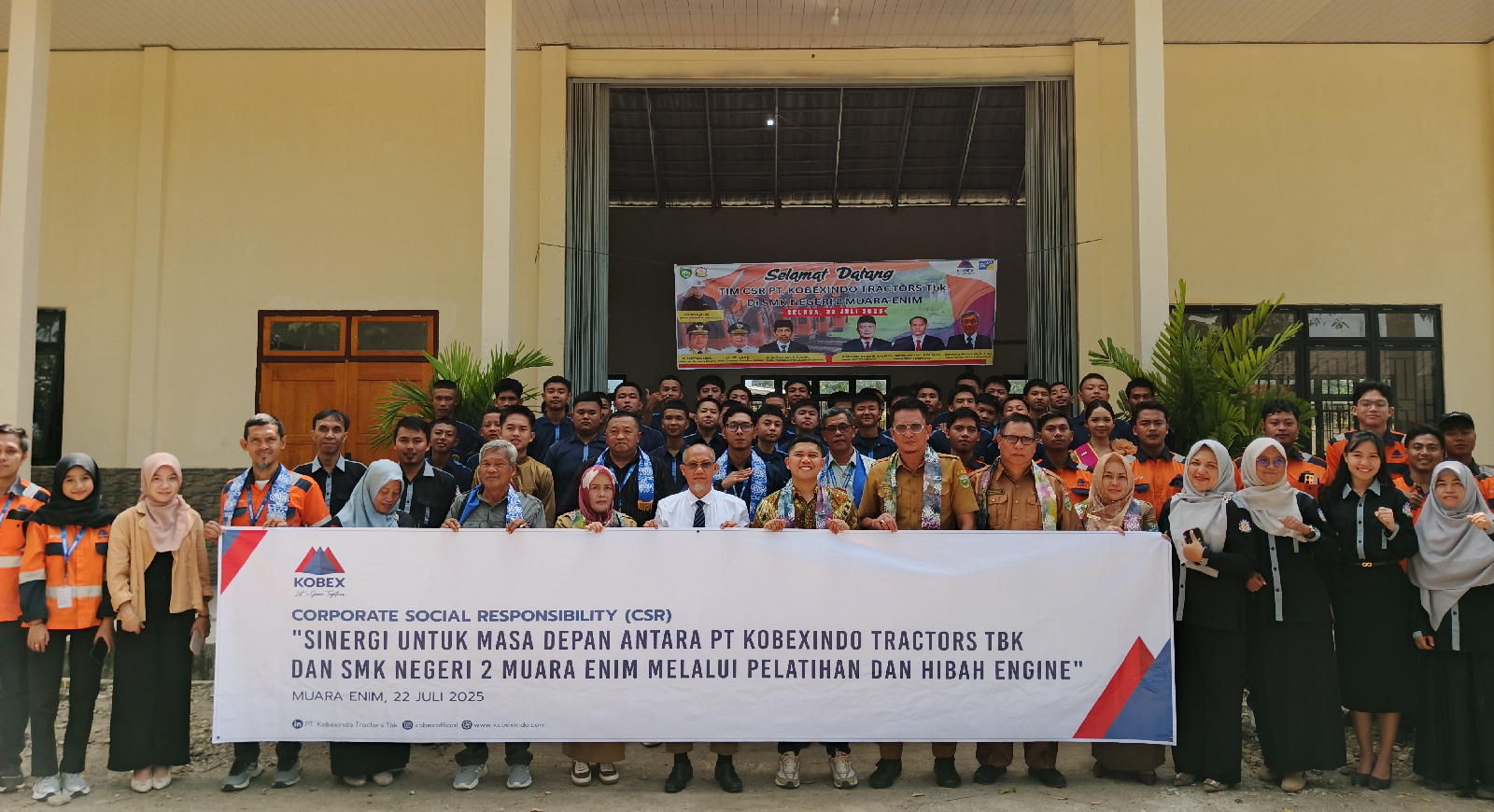 PT Kobexindo Tractors Tbk Salurkan Bantuan Engine dan Pelatihan kepada SMK Negeri 2 Muara Enim dalam Program CSR, Harapkan Kemitraan Berkelanjutan