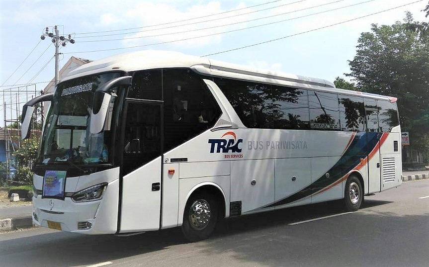 sewa bus pariwisata