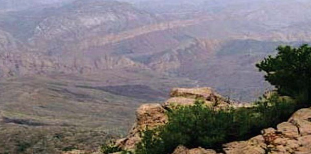 Which of these is a mountain range in Sindh?