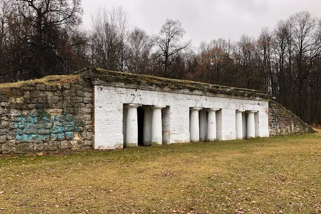 Тимирязевская академия, Французский парк, грот (построен в 1806 году)