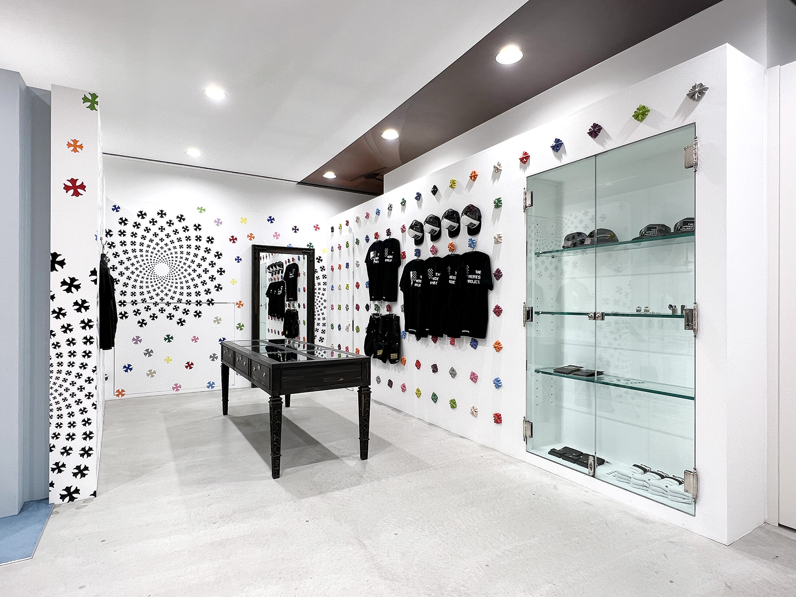 DOVER STREET MARKET GINZA 2022 Chrome Hearts