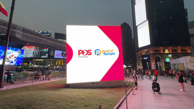 lot 10 the Cube Digital Screen Ads, KL Lot 10 Digital OOH Ads KL Bukit Bintang Lot 10 LED Screen Ads, lot 10 giant cube DOOH Ads Bintang Walk KL,