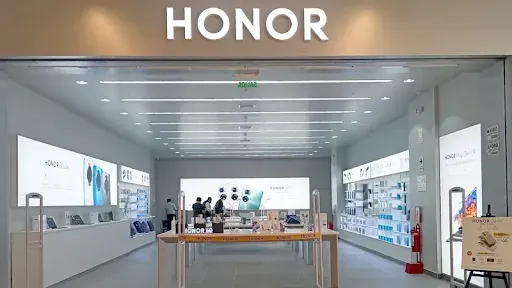 HONOR ENTRA AL TOP 3 DE FABRICANTES