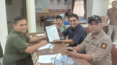 Diantar Mastilizal Aye, DPC Gerindra Kota Padang Serahkan Berkas 12 Orang Bakal Calon Walikota ke DPD Gerindra Sumbar, Ini Nama-namanya