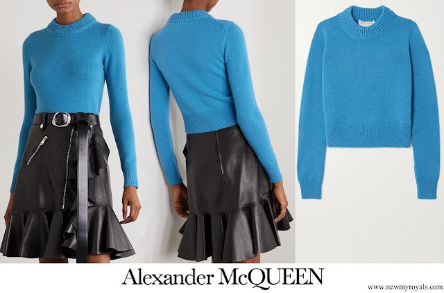 Kate Middleton wore ALEXANDER MCQUEEN Crew-neck cashmere sweater
