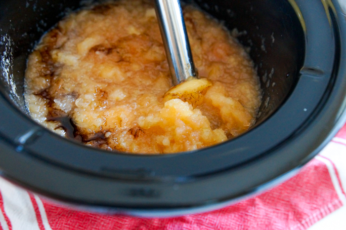 let me assure you that   this applesauce is like no other Easy Slow Cooker Applesauce