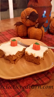 Fall Pumpkin Bars. #eclecticredbarn #dessert #pumpkin