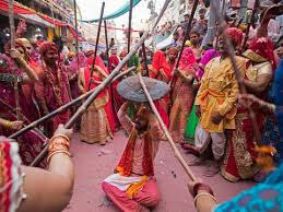 Lathmar Holi is being celebrating at Mathura( Uttar Pradesh)