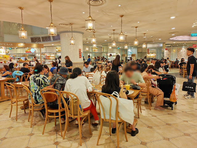 Opera_Food_Court_Ion_Orchard_Song_Fa