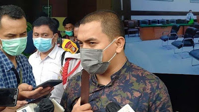 Tegas! Aziz Yanuar: Bebaskan Munarman! Hentikan Kriminalisasi Aktivis dan Tokoh Islam